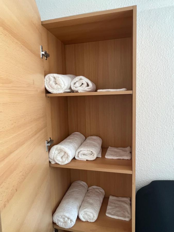 Zimmer Fuer Monteure, Handwerker Oder Reisende Есен Екстериор снимка